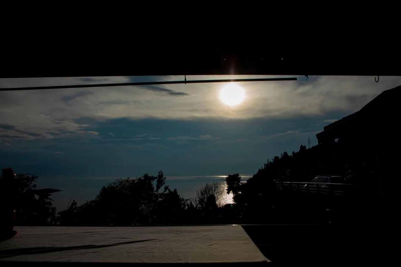 Hakuna Matata Lodge Gisenyi Exteriör bild